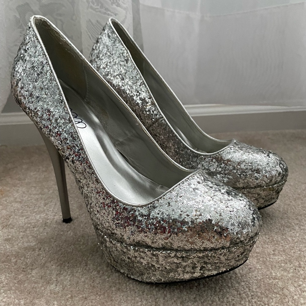Sparkle Pumps